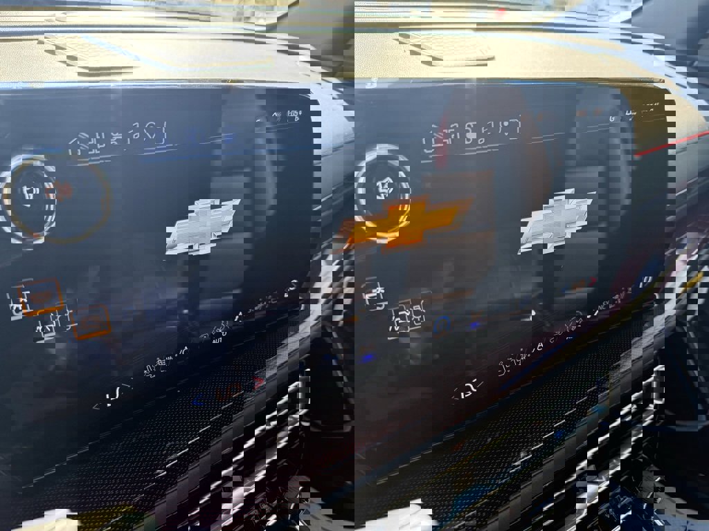 New 2026 Chevrolet Traverse RS w/ LPO, Floor Liner Package image 20