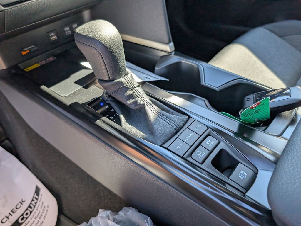 New 2026 Toyota Camry LE FWD image 17