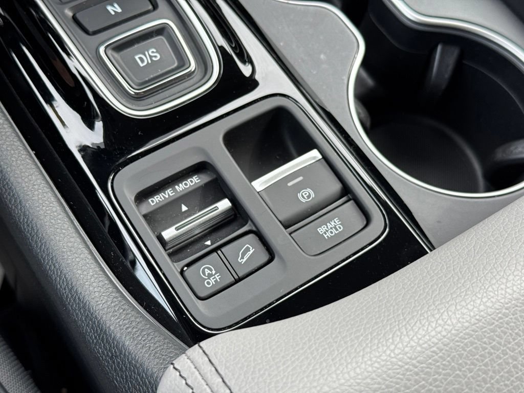 Certified 2024 Honda Pilot Elite image 26
