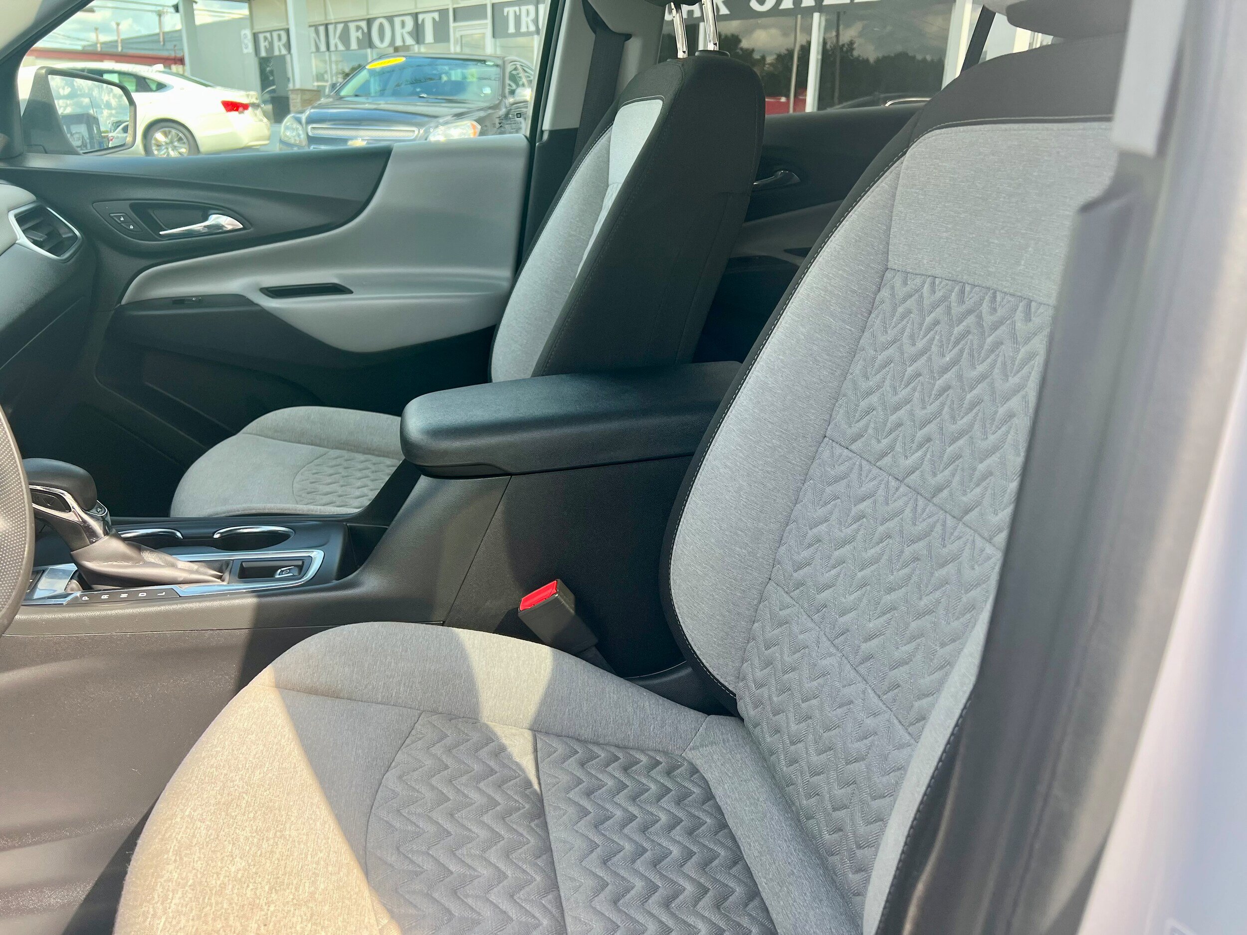 Used 2022 Chevrolet Equinox LT image 10