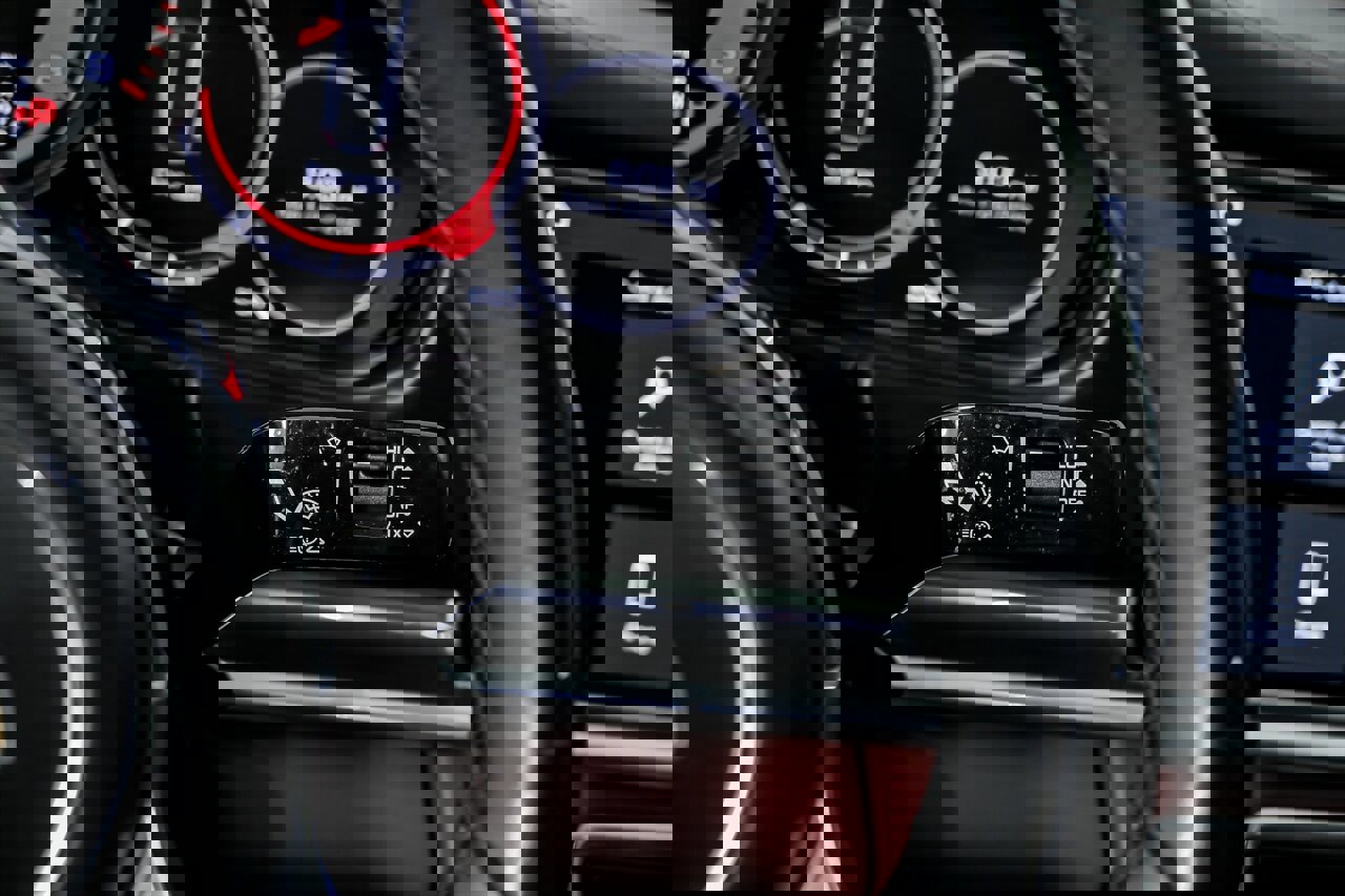 Used 2020 Porsche Panamera GTS image 32