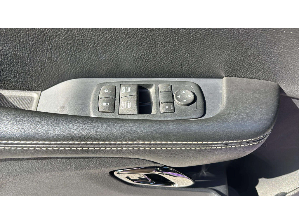 Used 2016 Dodge Challenger SRT Hellcat RWD image 26