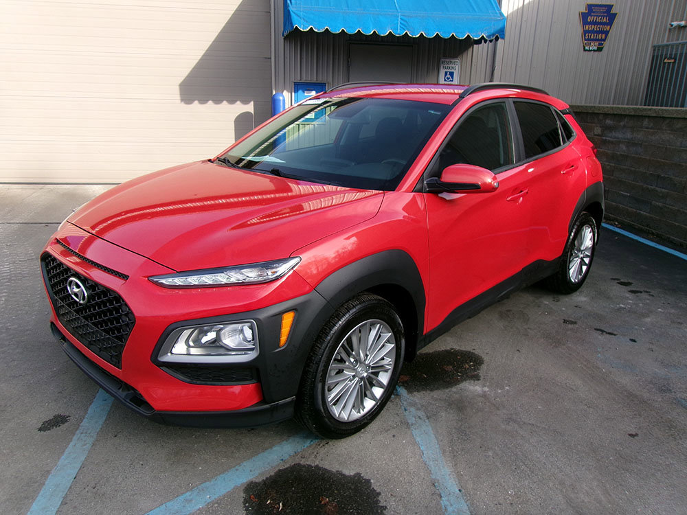 Used 2019 Hyundai Kona SEL image 1