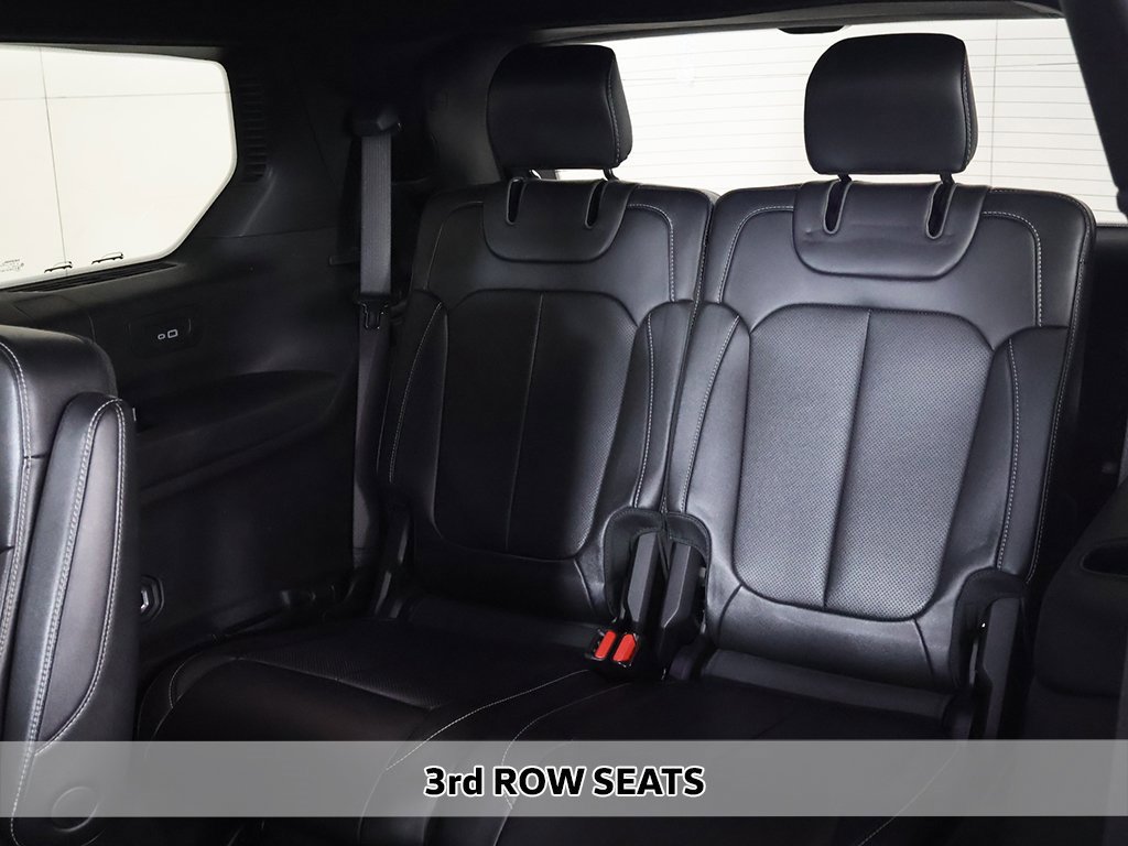 Used 2024 Jeep Grand Cherokee L Limited w/ Luxury Tech Group II image 11