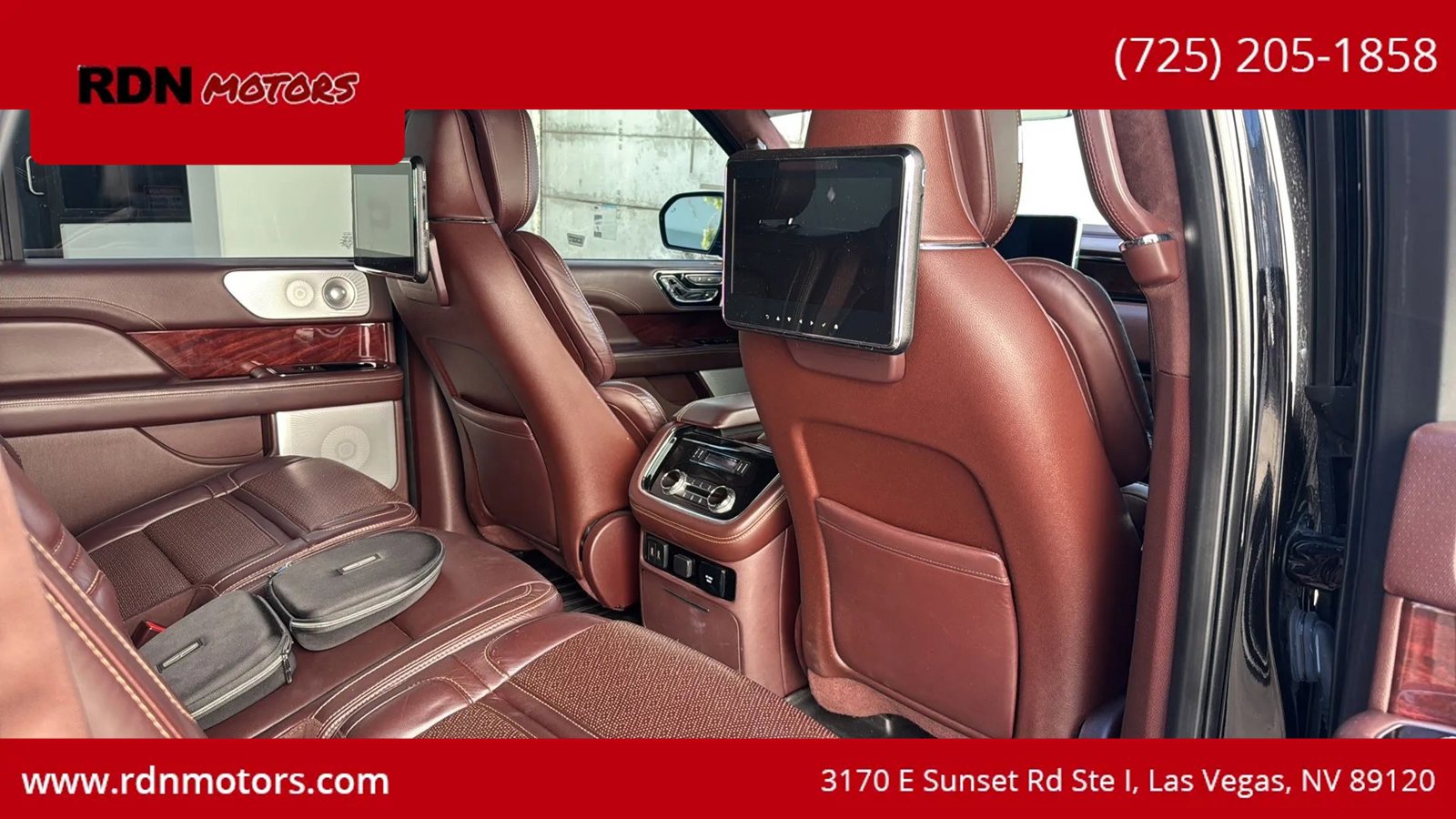 Used 2020 Lincoln Navigator L Black Label w/ Cargo Convenience Package AWD/4WD image 13