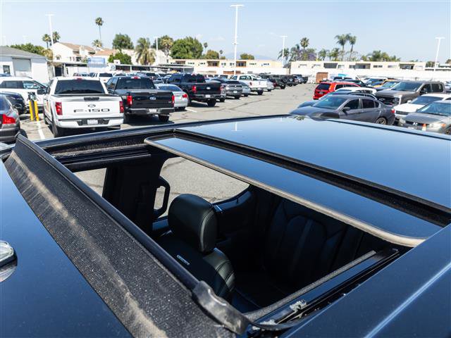 Used 2022 Ford F450 Platinum AWD/4WD image 19