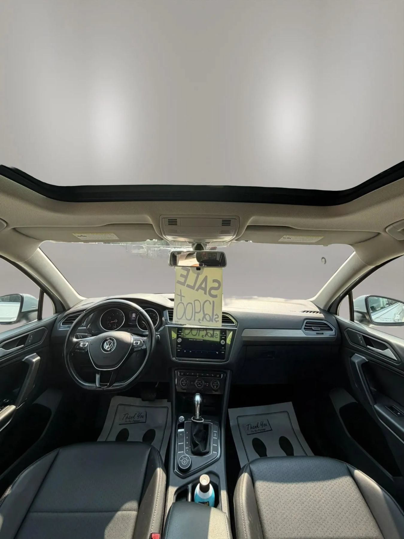 Used 2019 Volkswagen Tiguan SE w/ Panoramic Sunroof Package AWD/4WD image 12