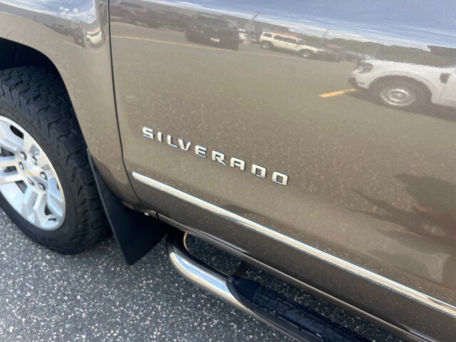 Used 2015 Chevrolet Silverado 1500 LTZ w/ LTZ Plus Package AWD/4WD image 22