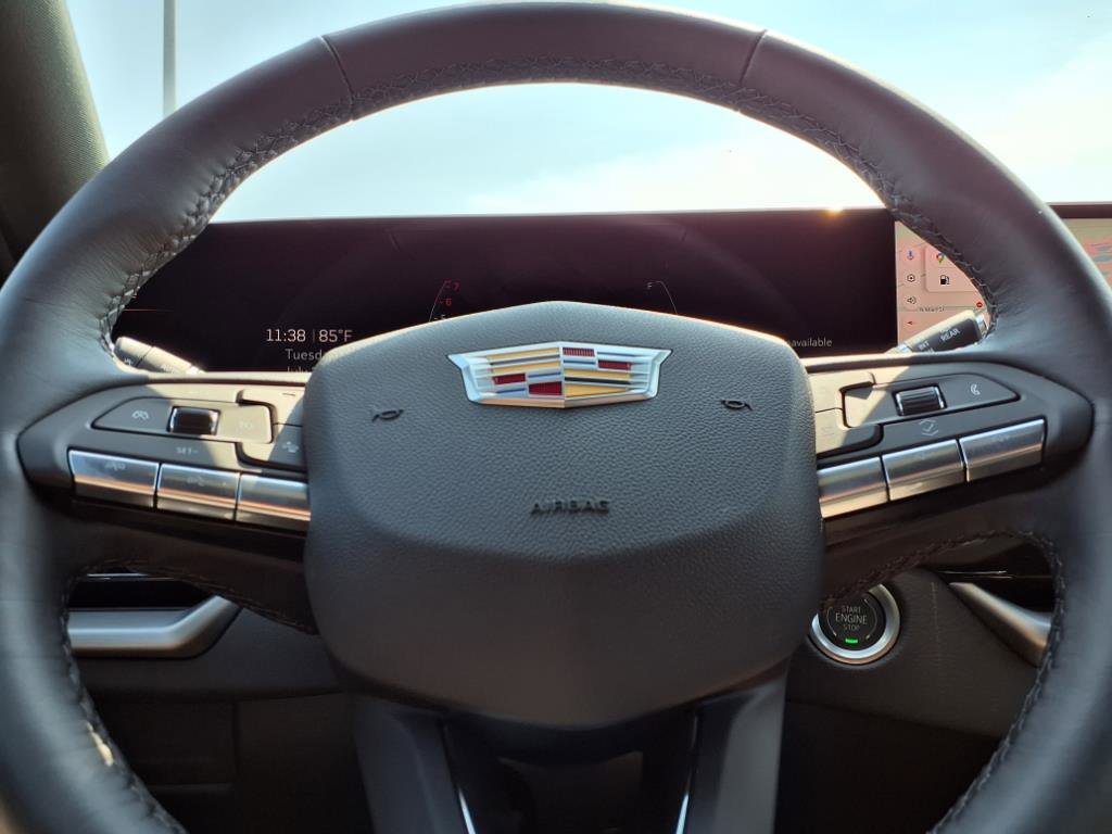 New 2025 Cadillac XT4 Premium Luxury image 25