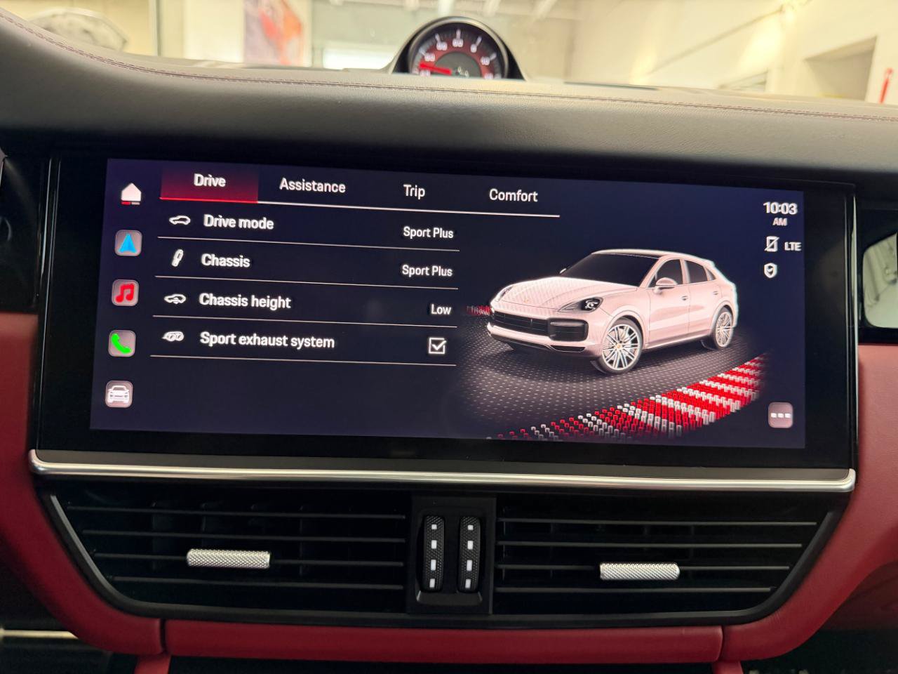 Used 2022 Porsche Cayenne GTS AWD/4WD image 38