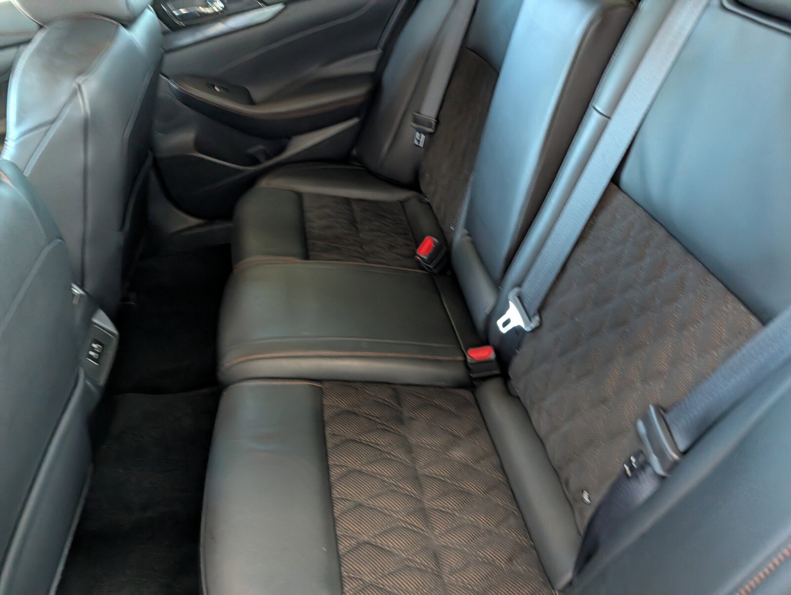 Used 2021 Nissan Maxima SR w/ Sport Mat Group image 13