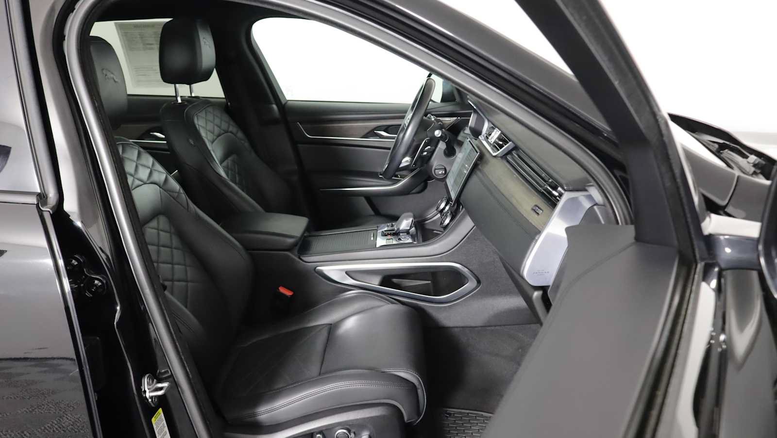 Used 2021 Jaguar F-PACE S AWD/4WD image 7