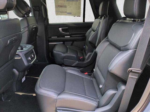 New 2026 Ford Expedition Platinum w/ Stealth Appearance Package image 14