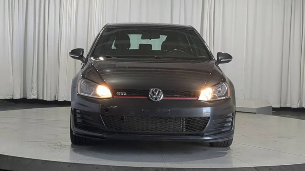 Used 2015 Volkswagen GTI S FWD image 3