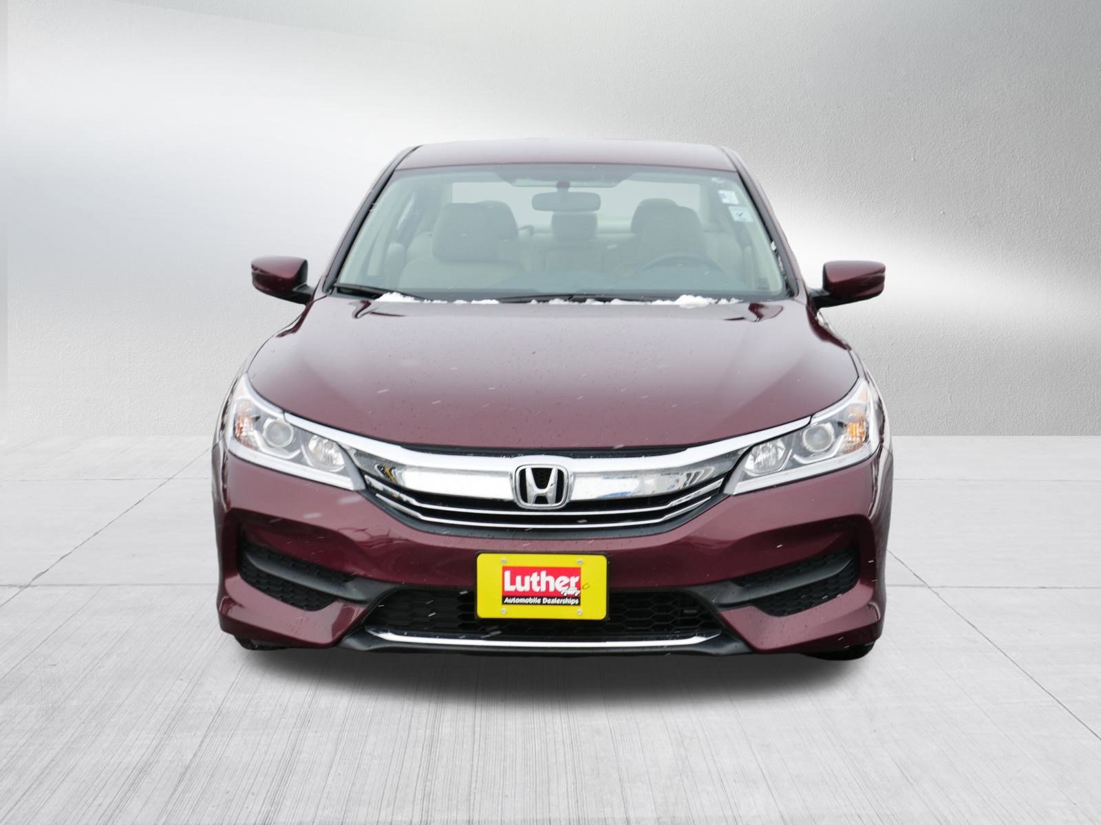 Used 2017 Honda Accord LX image 2