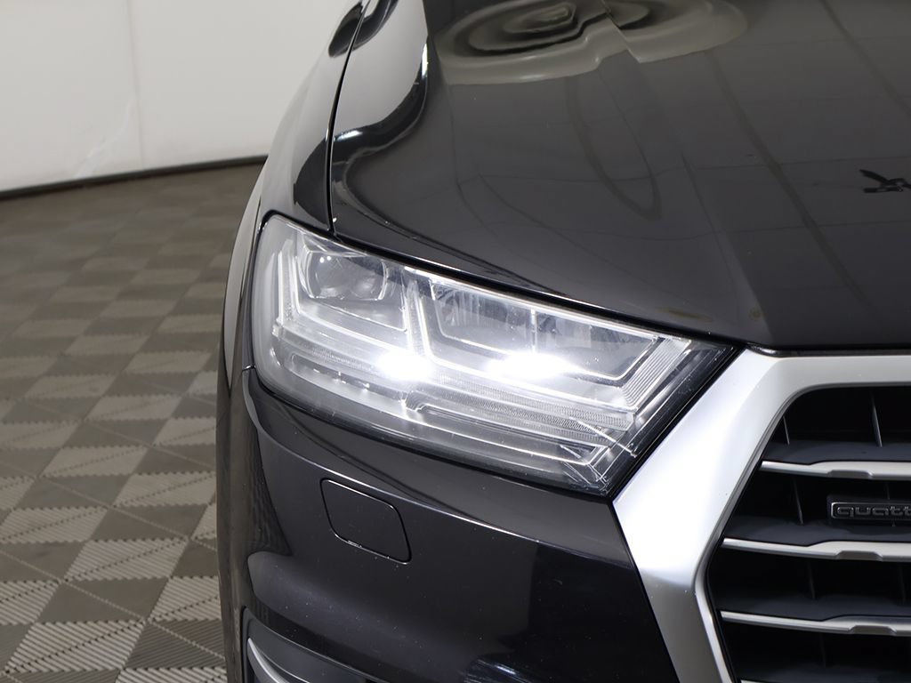 Used 2018 Audi Q7 3.0T Premium Plus AWD/4WD image 17