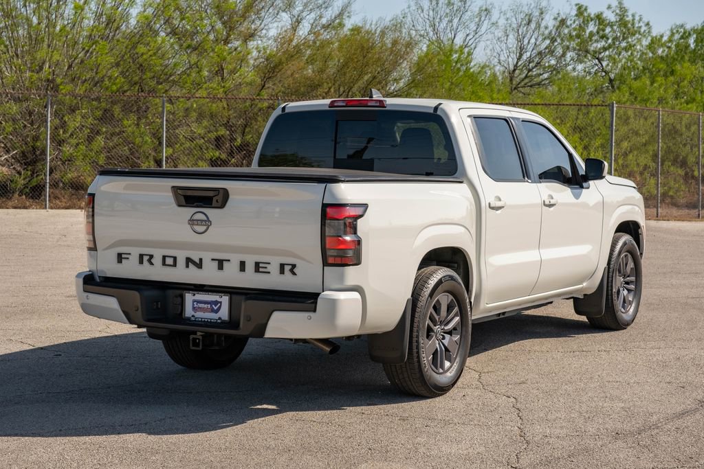 Used 2025 Nissan Frontier SV w/ SV Convenience Package image 7
