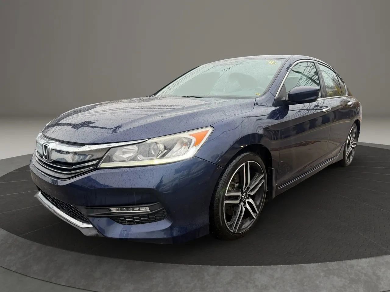 Used 2016 Honda Accord Sport image 1