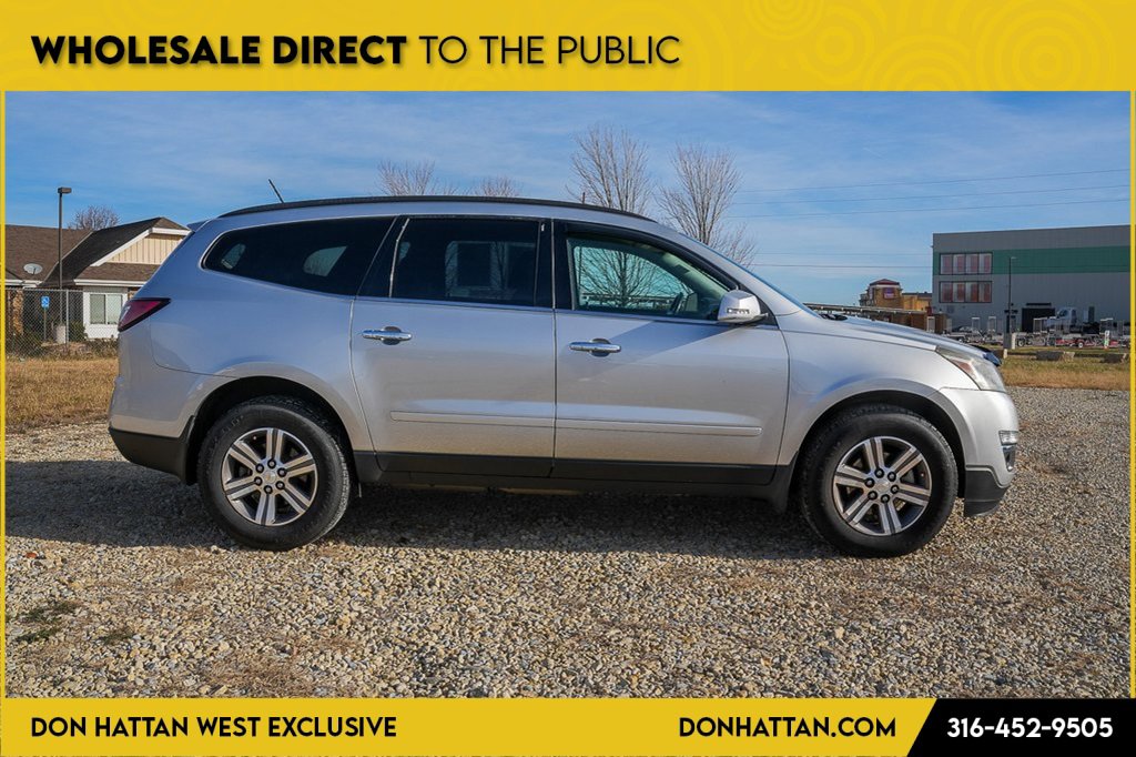 Used 2015 Chevrolet Traverse LT image 36