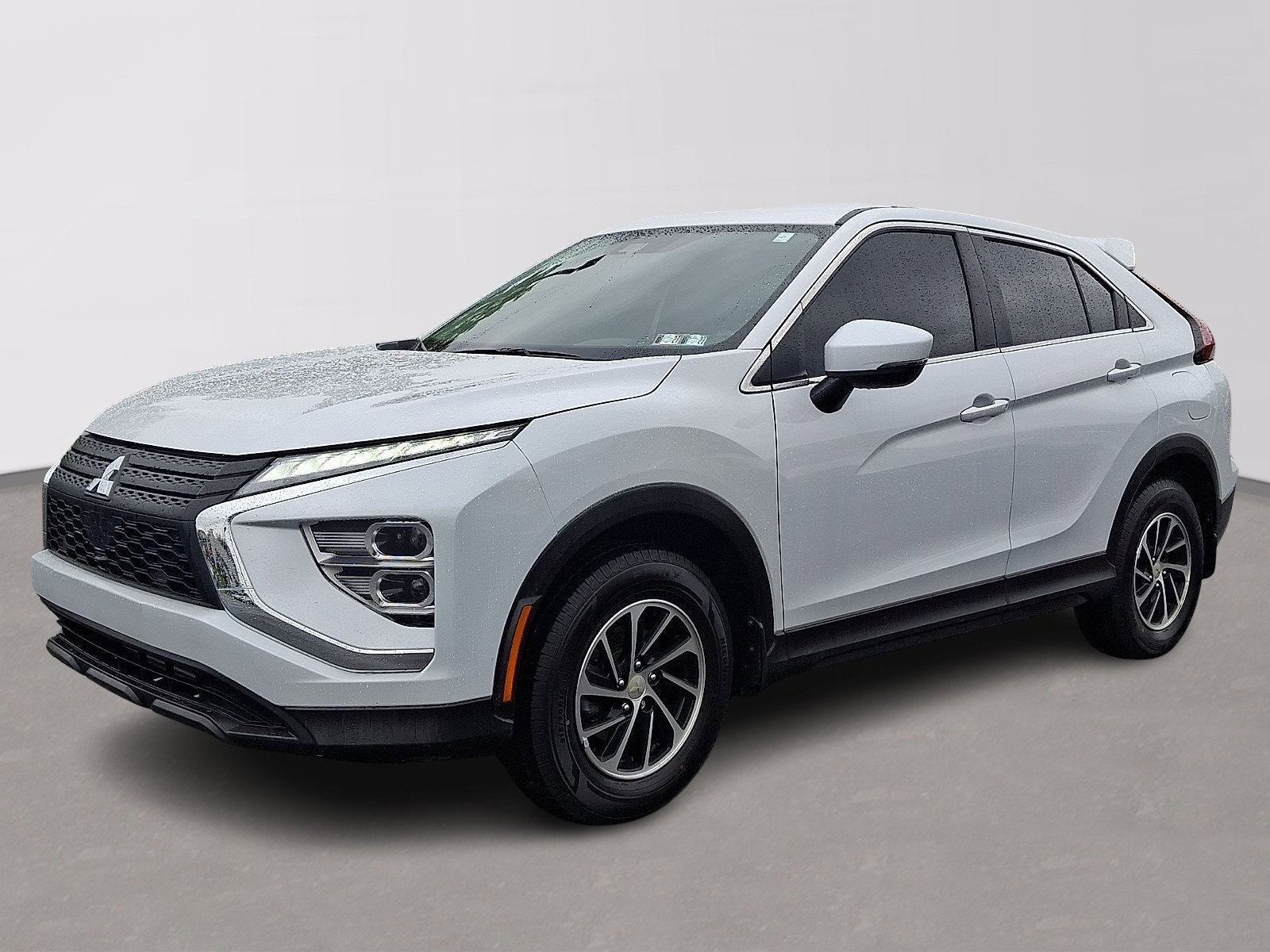 Used 2024 Mitsubishi Eclipse Cross ES AWD/4WD image 3
