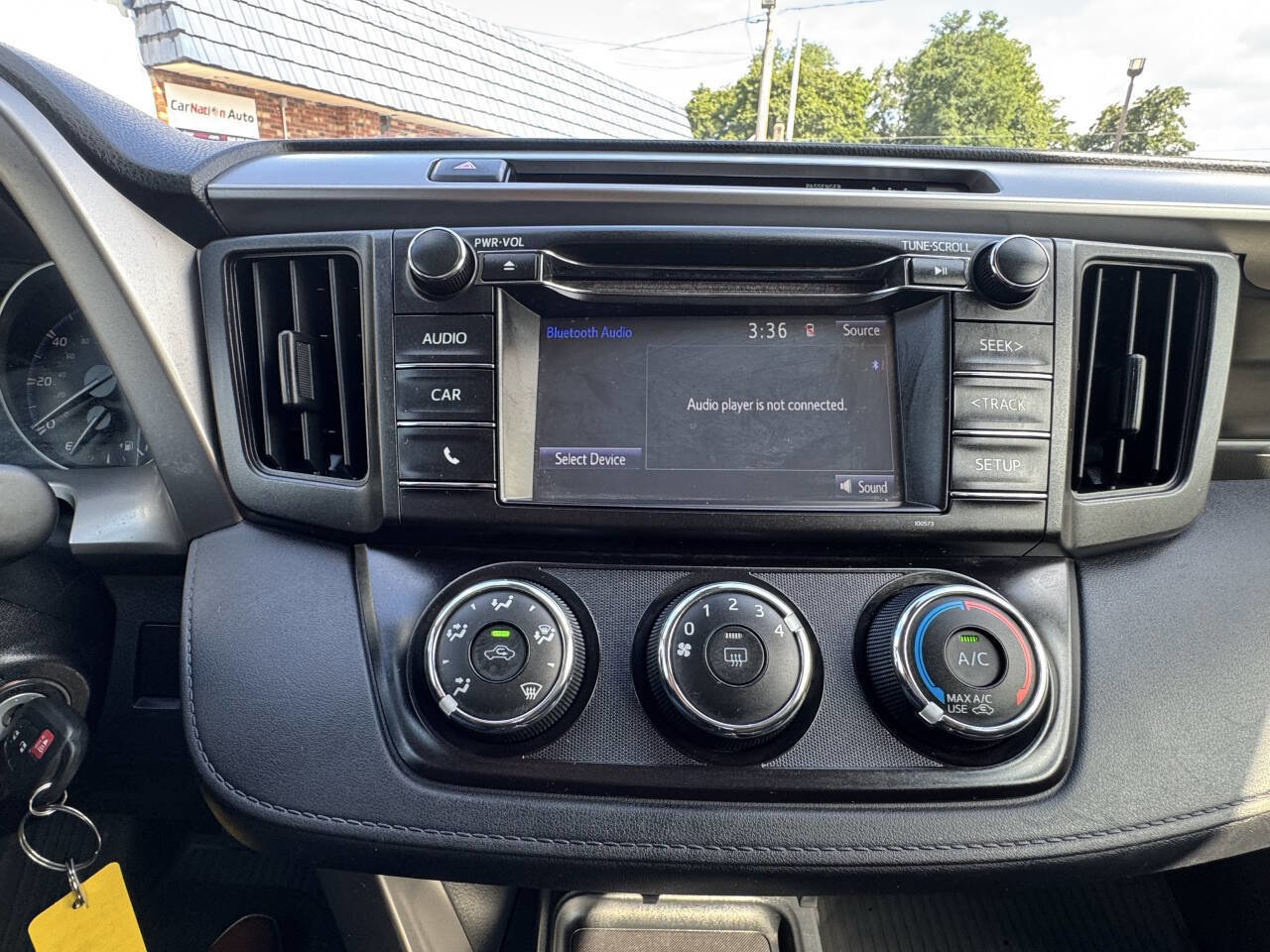 Used 2018 Toyota RAV4 LE image 51