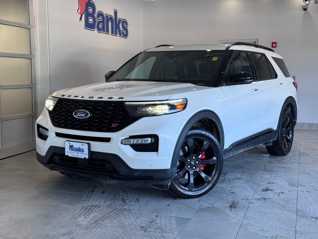 Used 2023 Ford Explorer ST w/ Equipment Group 401A image 2
