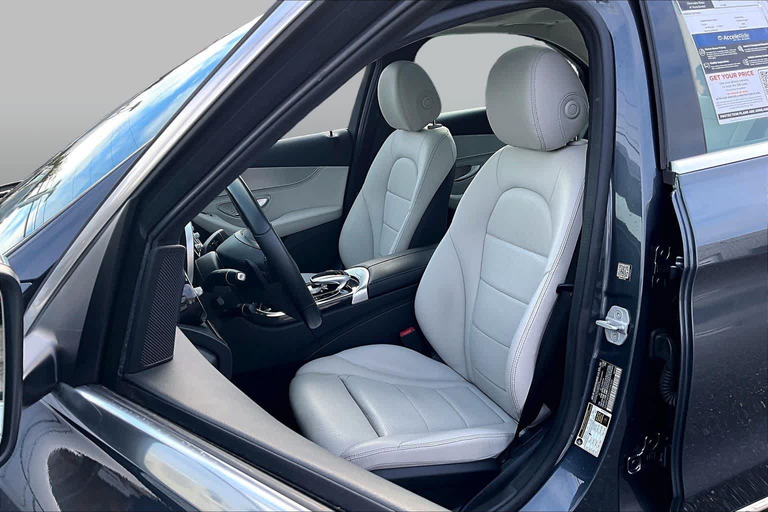 Used 2016 Mercedes-Benz C 300 4MATIC Sedan image 9