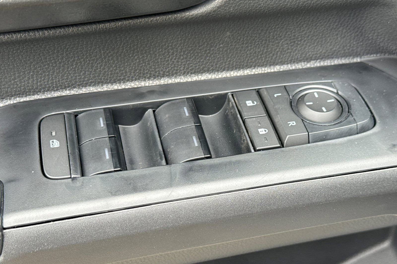 New 2026 Toyota Tacoma SR5 AWD/4WD image 12