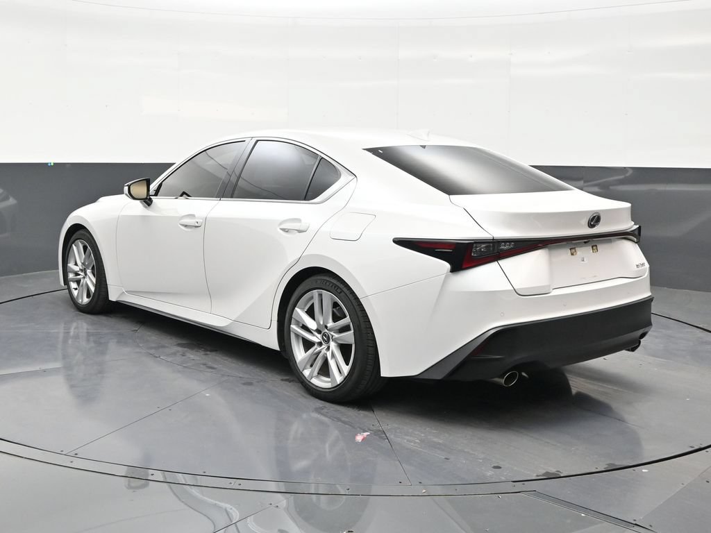 Used 2024 Lexus IS 300 w/ Comfort Package RWD image 3