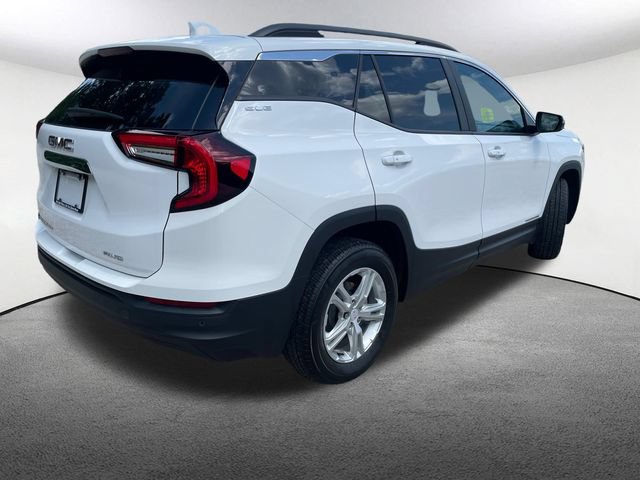 Used 2023 GMC Terrain SLE w/ Driver Convenience Package AWD/4WD image 17