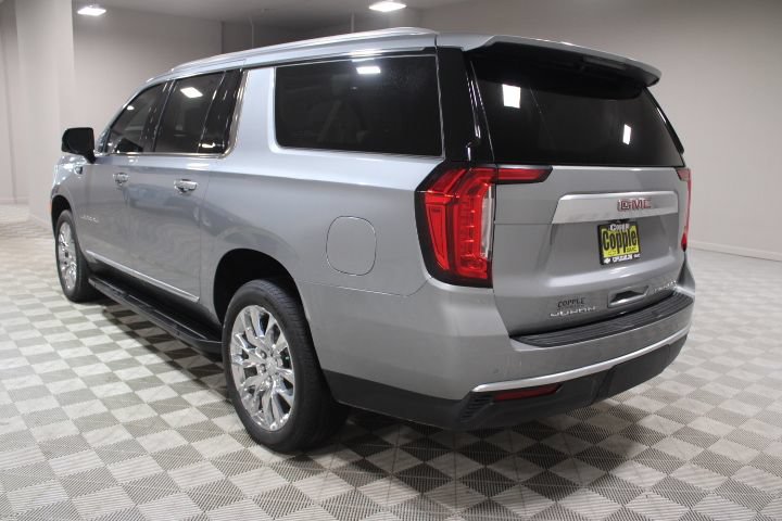 Used 2024 GMC Yukon XL Denali AWD/4WD image 10
