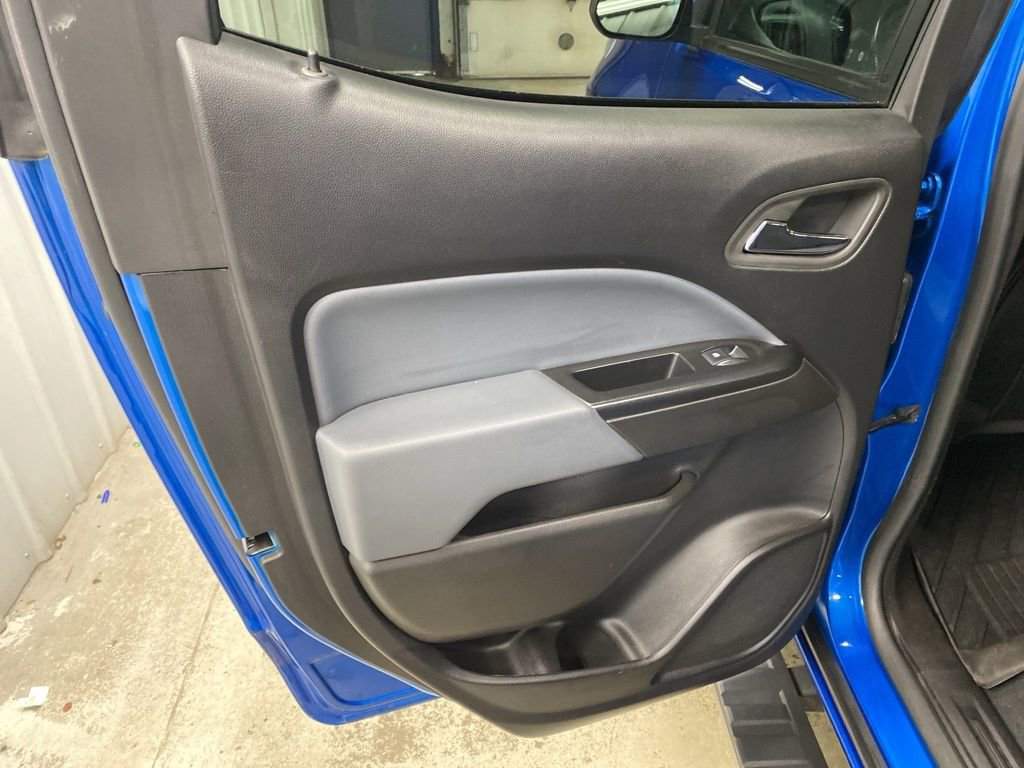 Used 2022 Chevrolet Colorado Z71 w/ Safety Package image 24