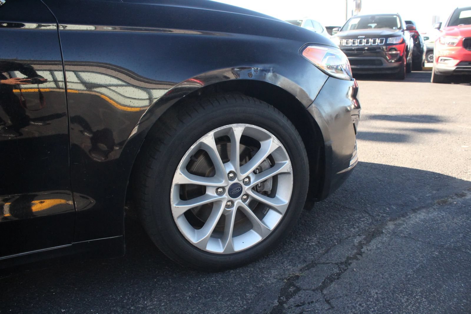 Used 2019 Ford Fusion Energi Titanium FWD image 9
