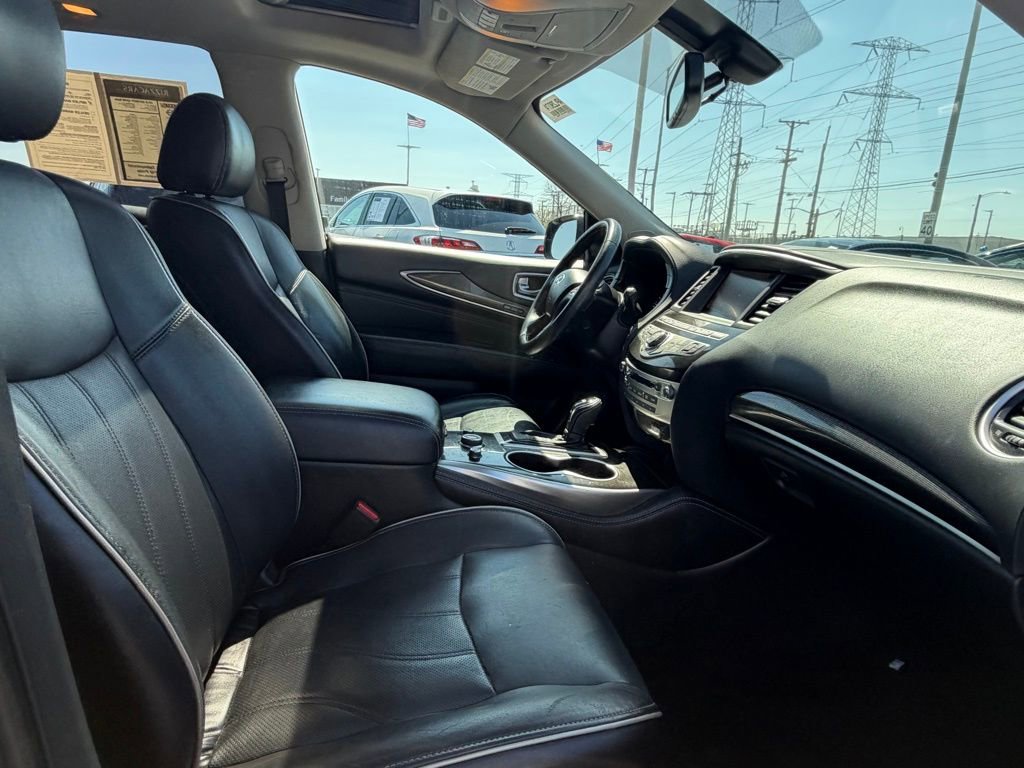 Used 2018 INFINITI QX60 AWD w/ Premium Plus Package image 15