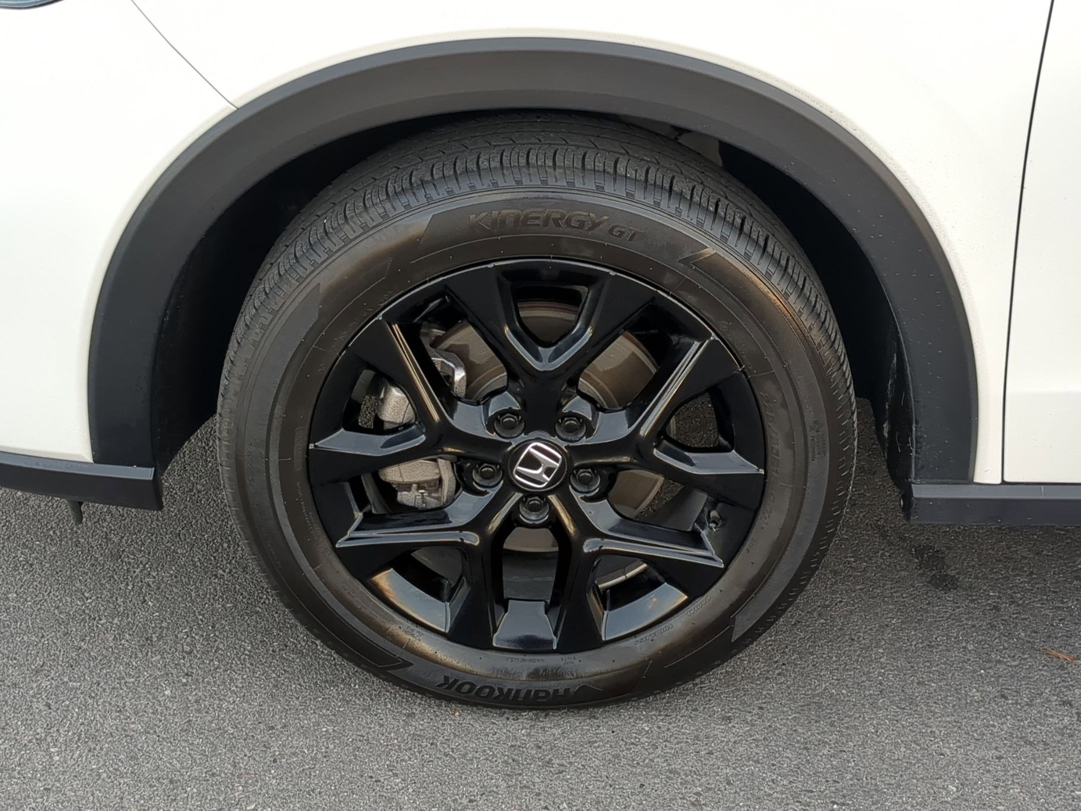 Certified 2025 Honda HR-V Sport image 13