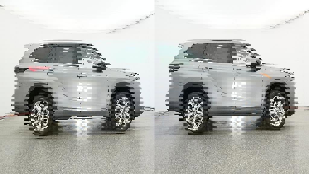 New 2026 Toyota Highlander Limited image 44