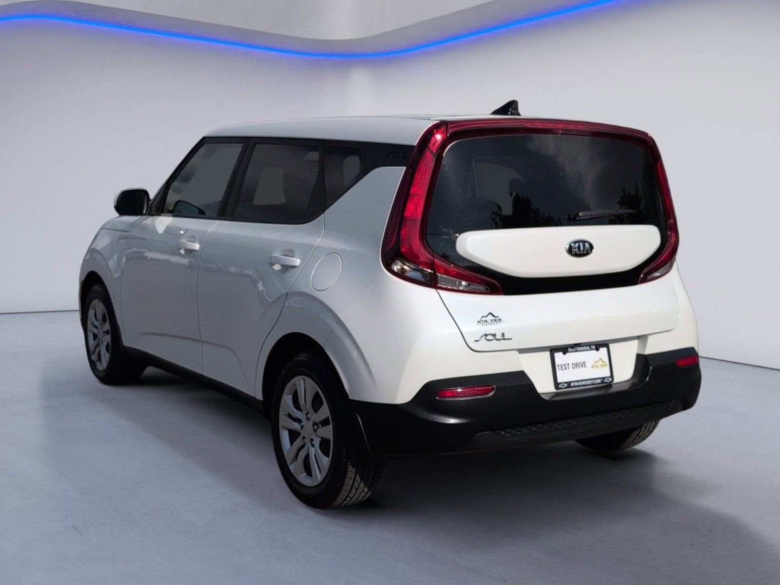 Used 2020 Kia Soul LX image 3