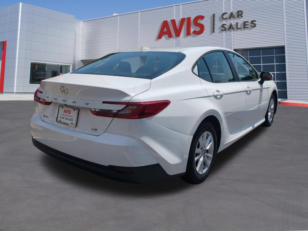 Used 2025 Toyota Camry LE FWD image 6