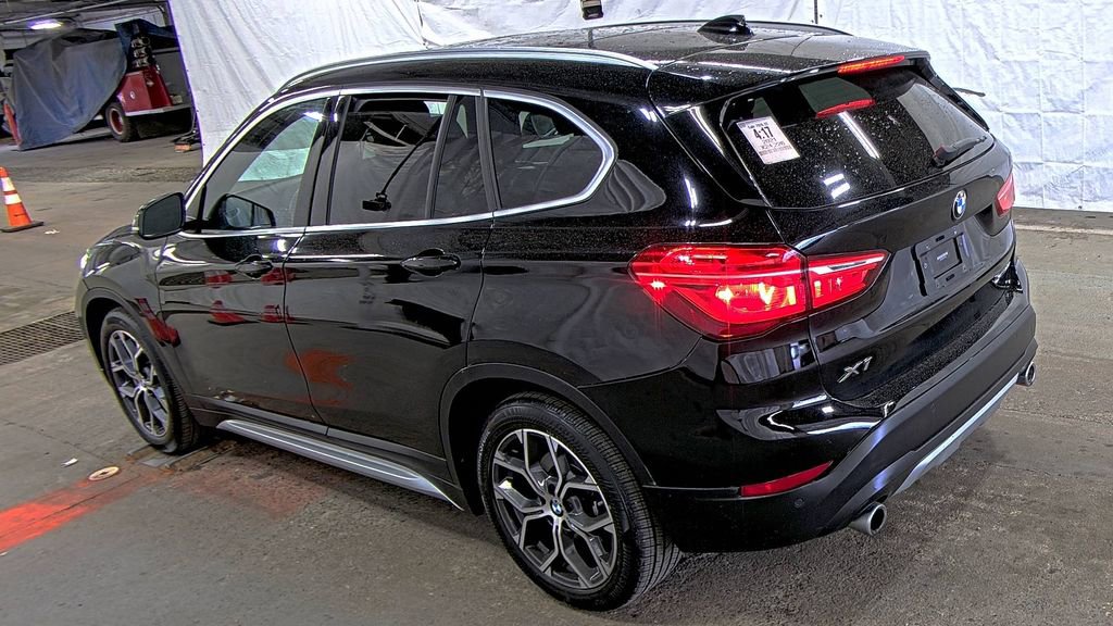 Used 2021 BMW X1 xDrive28i w/ Convenience Package AWD/4WD image 2