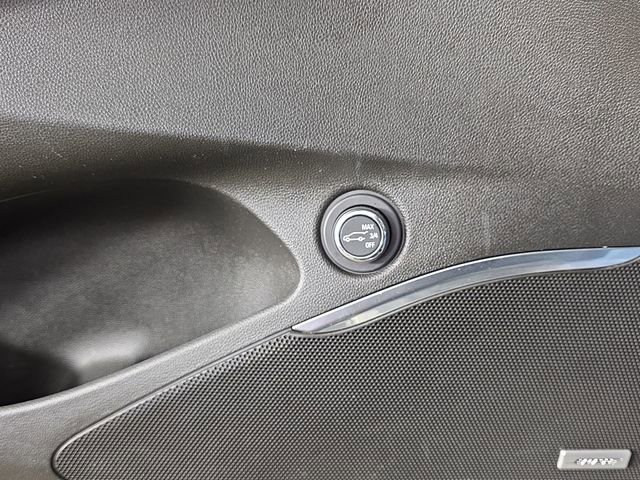 Used 2024 Buick Enclave Avenir w/ Avenir Technology Package image 25