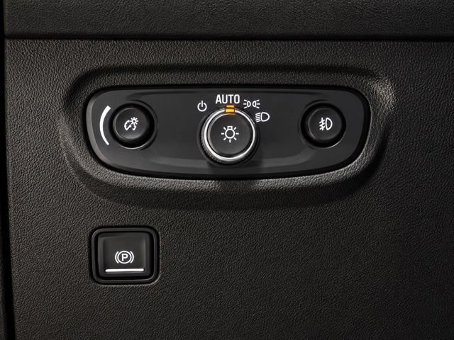 Used 2024 GMC Terrain AT4 w/ LPO, Floor Liner Package AWD/4WD image 19