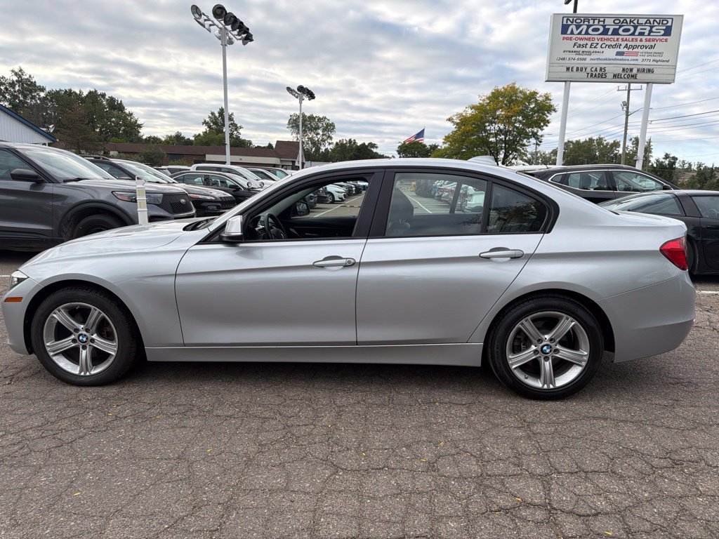 Used 2015 BMW 328i xDrive Sedan AWD/4WD image 8