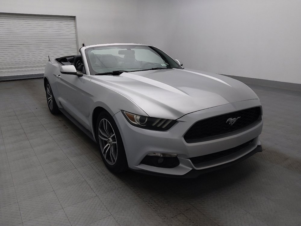 Used 2015 Ford Mustang Premium RWD image 13