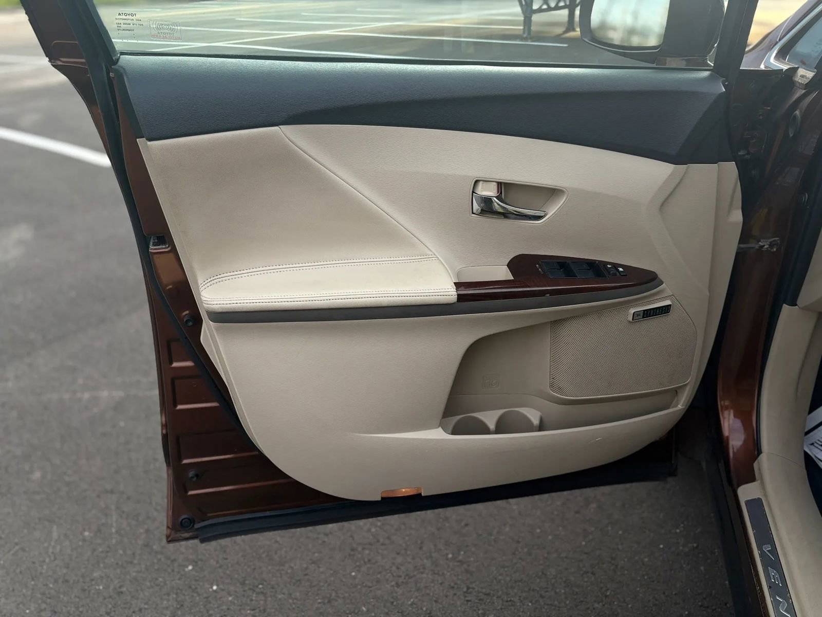 Used 2009 Toyota Venza AWD image 13