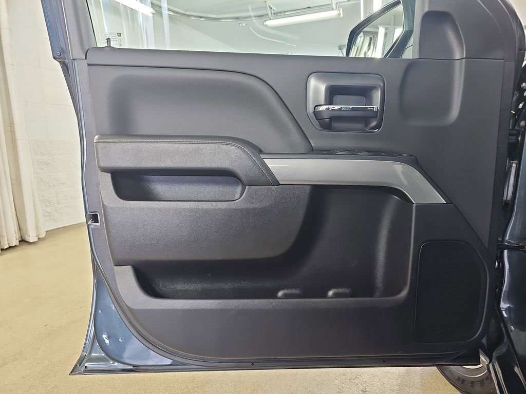 Used 2019 Chevrolet Silverado 1500 LT w/ All Star Edition AWD/4WD image 31