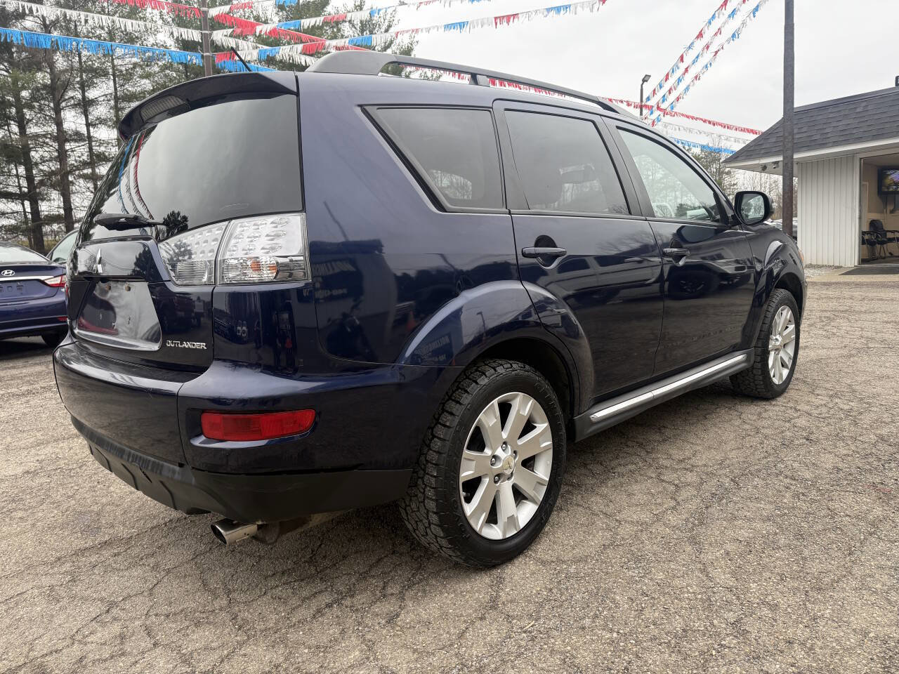 Used 2013 Mitsubishi Outlander SE image 5