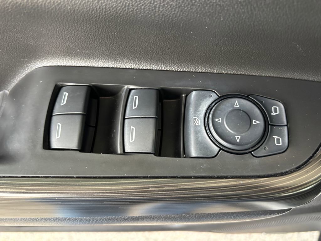 Used 2017 GMC Acadia SLT image 28