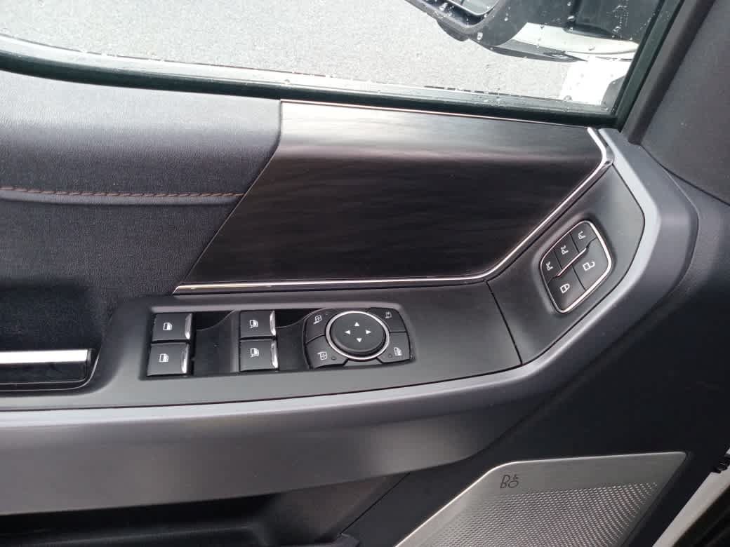 Used 2024 Ford F150 Lariat w/ Equipment Group 502A High AWD/4WD image 39