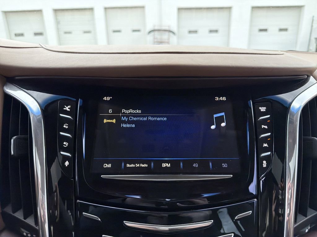 Used 2016 Cadillac Escalade ESV Platinum AWD/4WD image 24