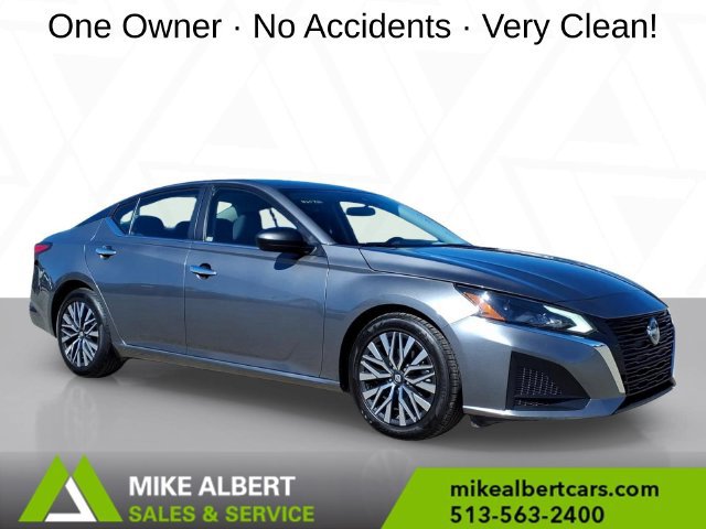 Used 2024 Nissan Altima 2.5 SV FWD image 1